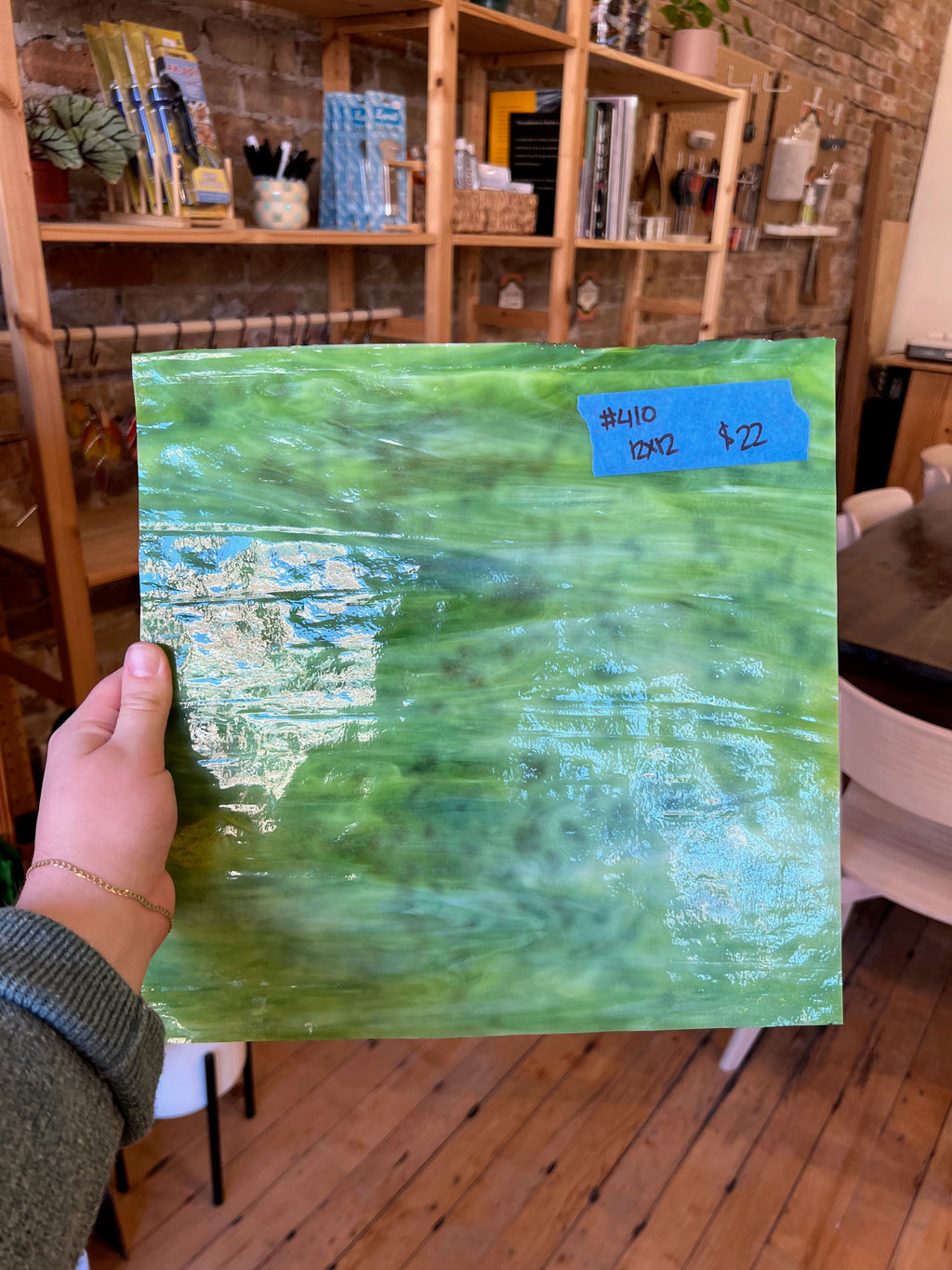 [#410] Youghiogheny White, Lime Green, Emerald Green Mottled