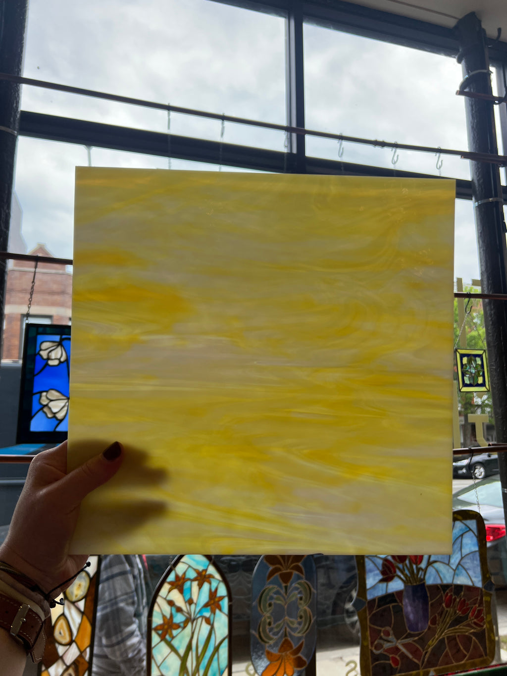 [#203] Oceanside Yellow-White Wispy Fusible