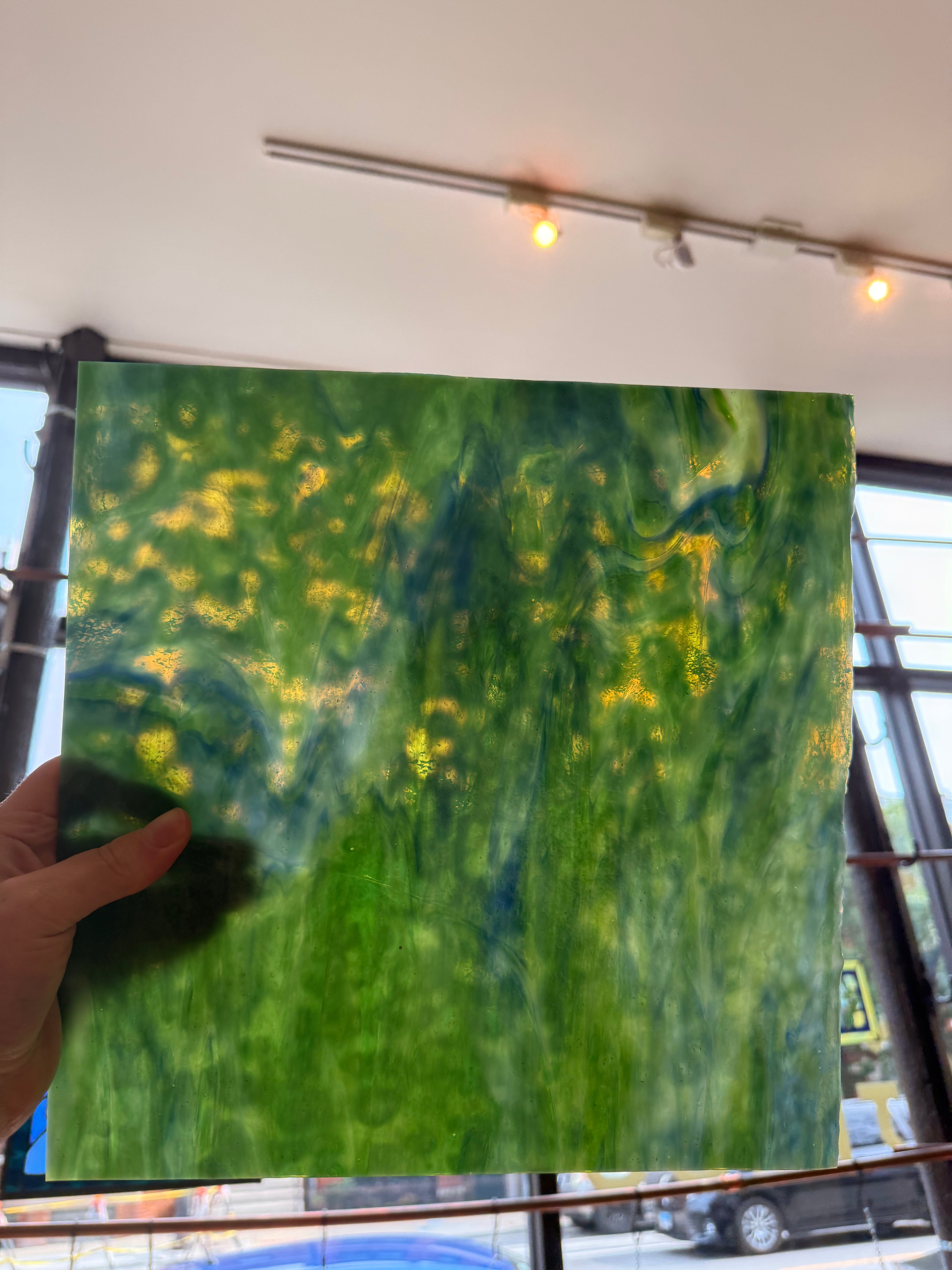 [#487] Youghiogheny White Dark Green Cobalt Blue Mottled