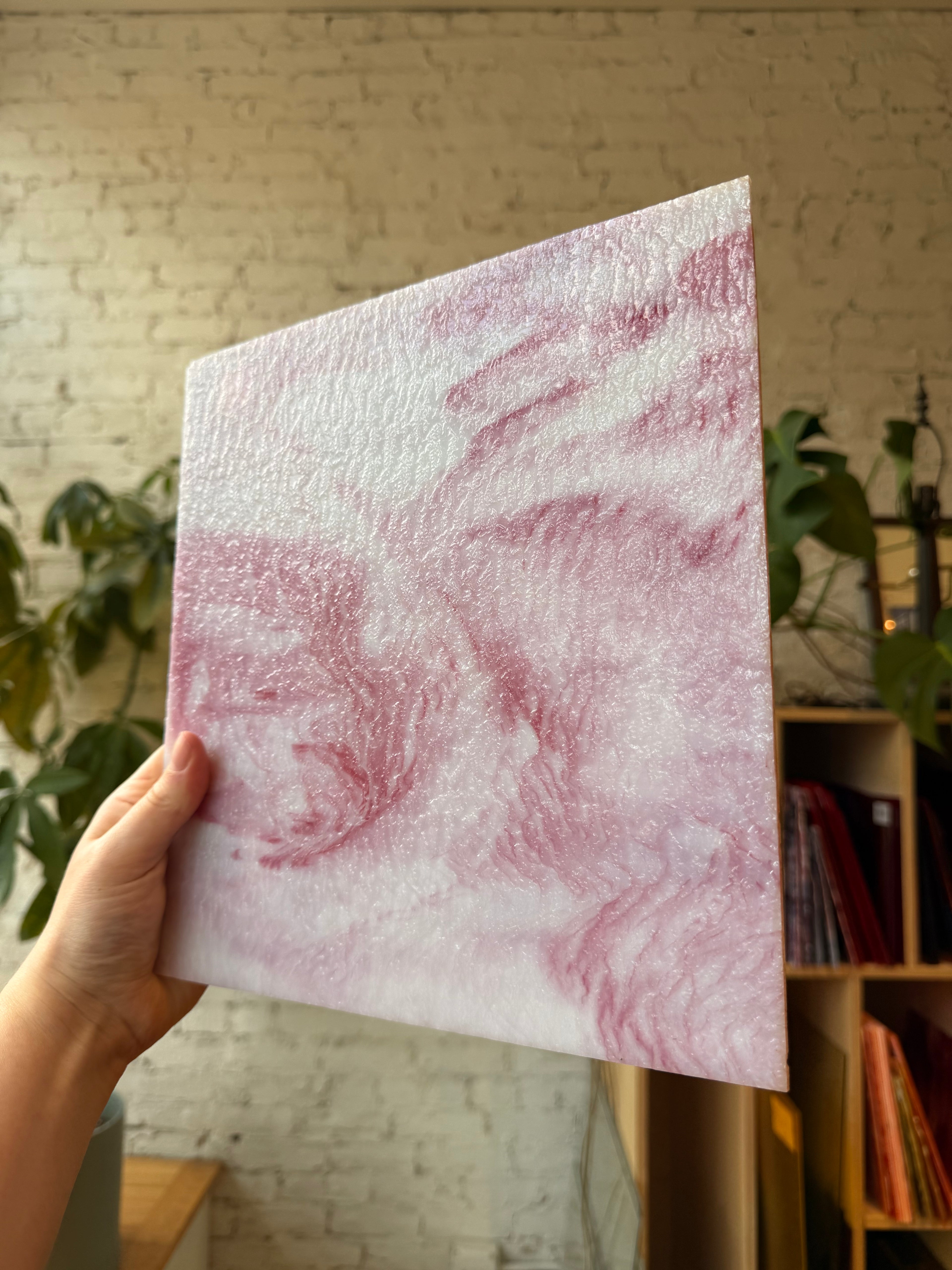 Kokomo Pink White Wispy Granite Opalescent