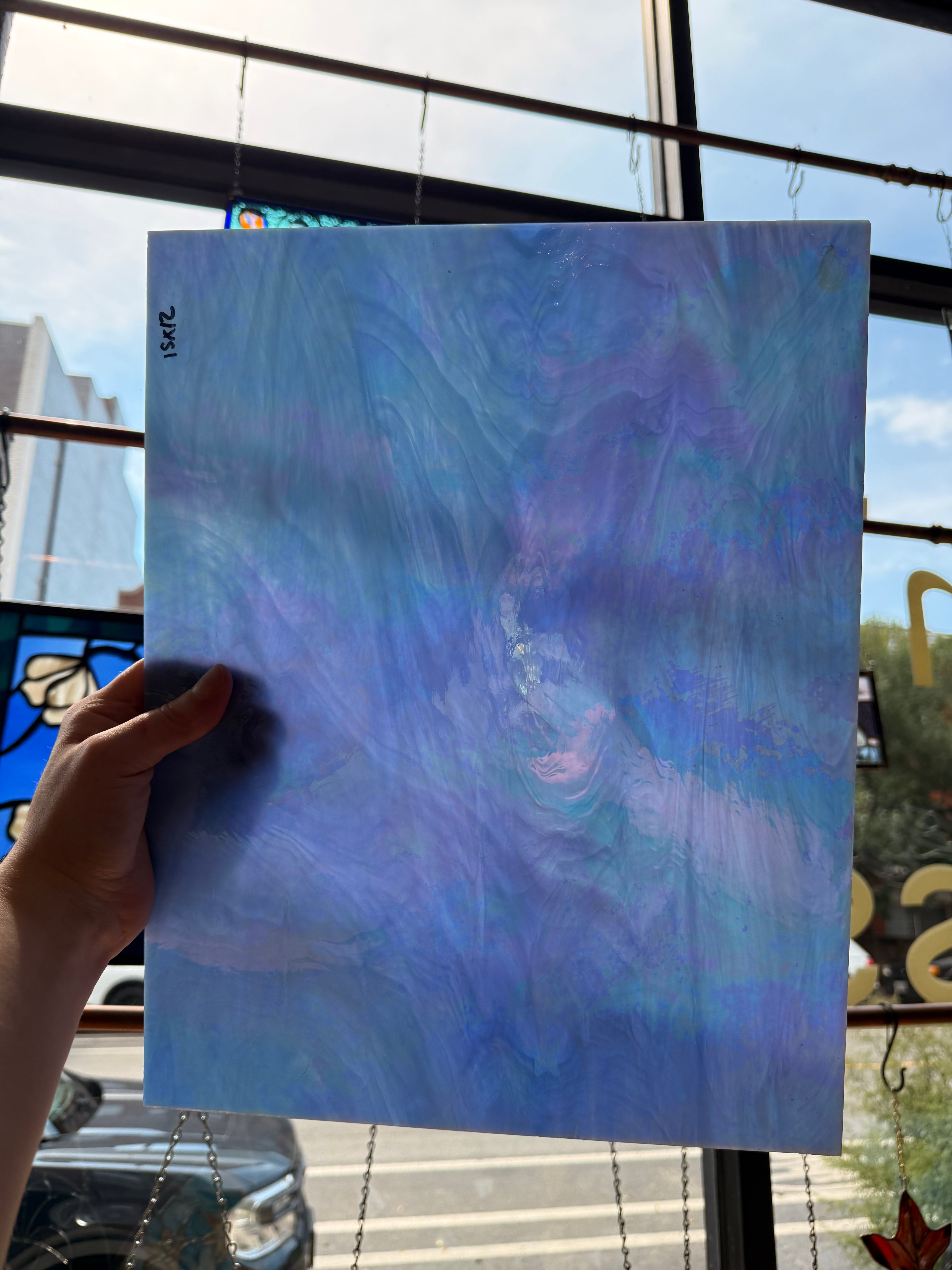 Spectrum Light Blue Wispy Irid