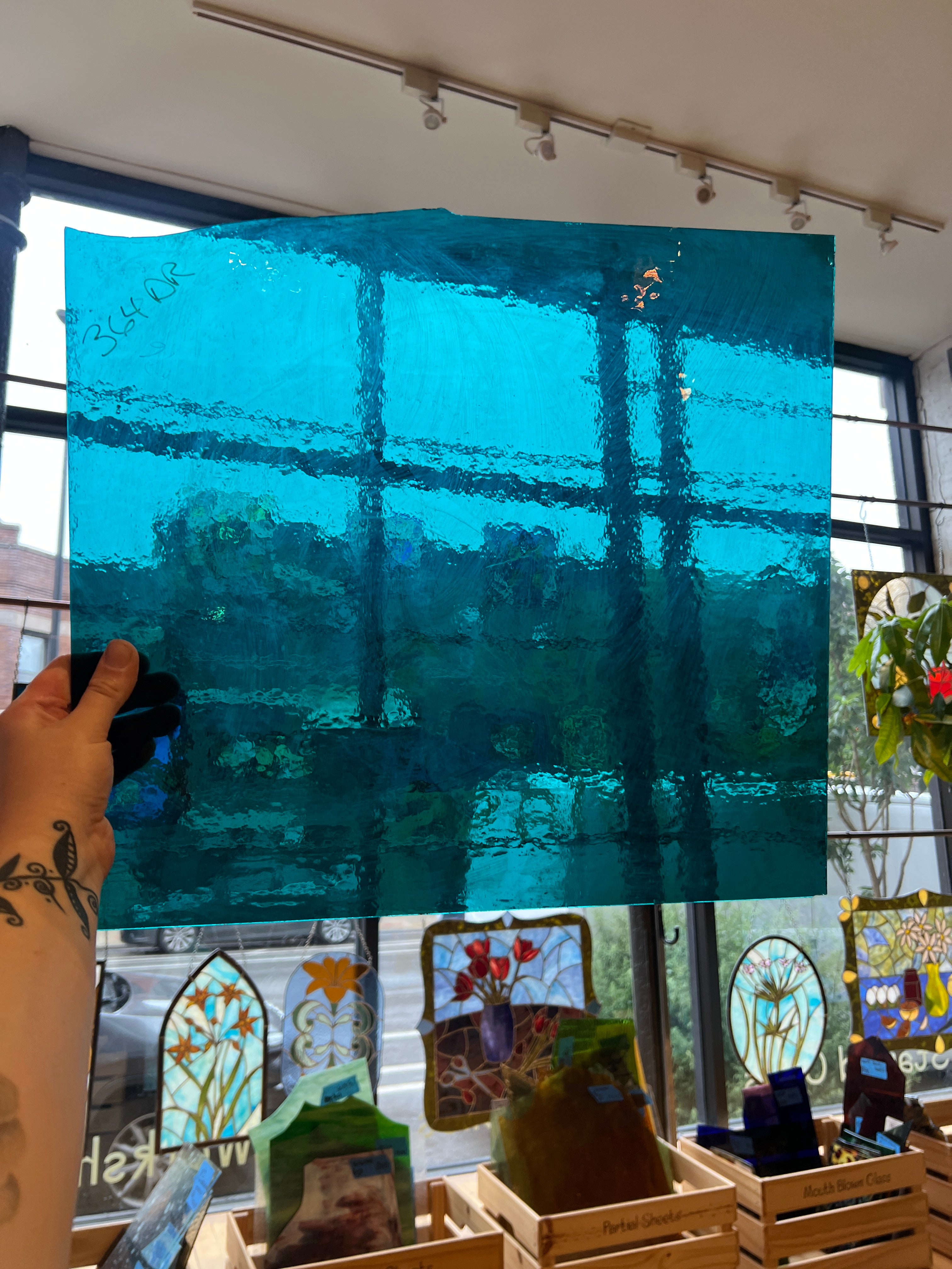 [#105] Wissmach Teal Blue Double Rolled