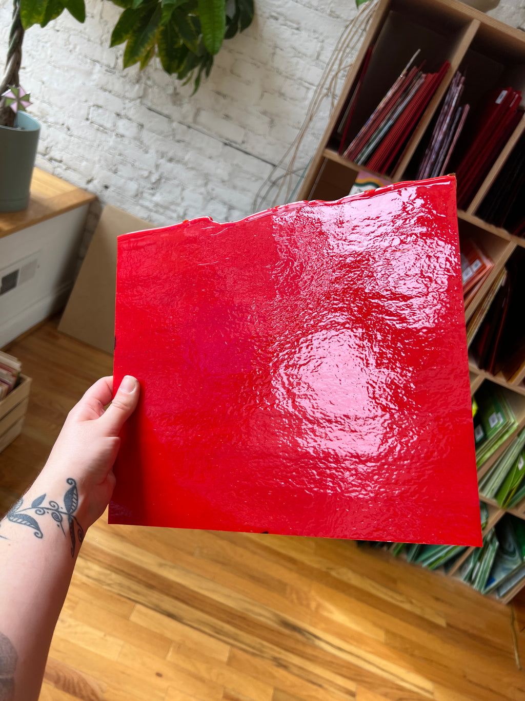 [#318] Bullseye Tomato Red Double Rolled Fusible