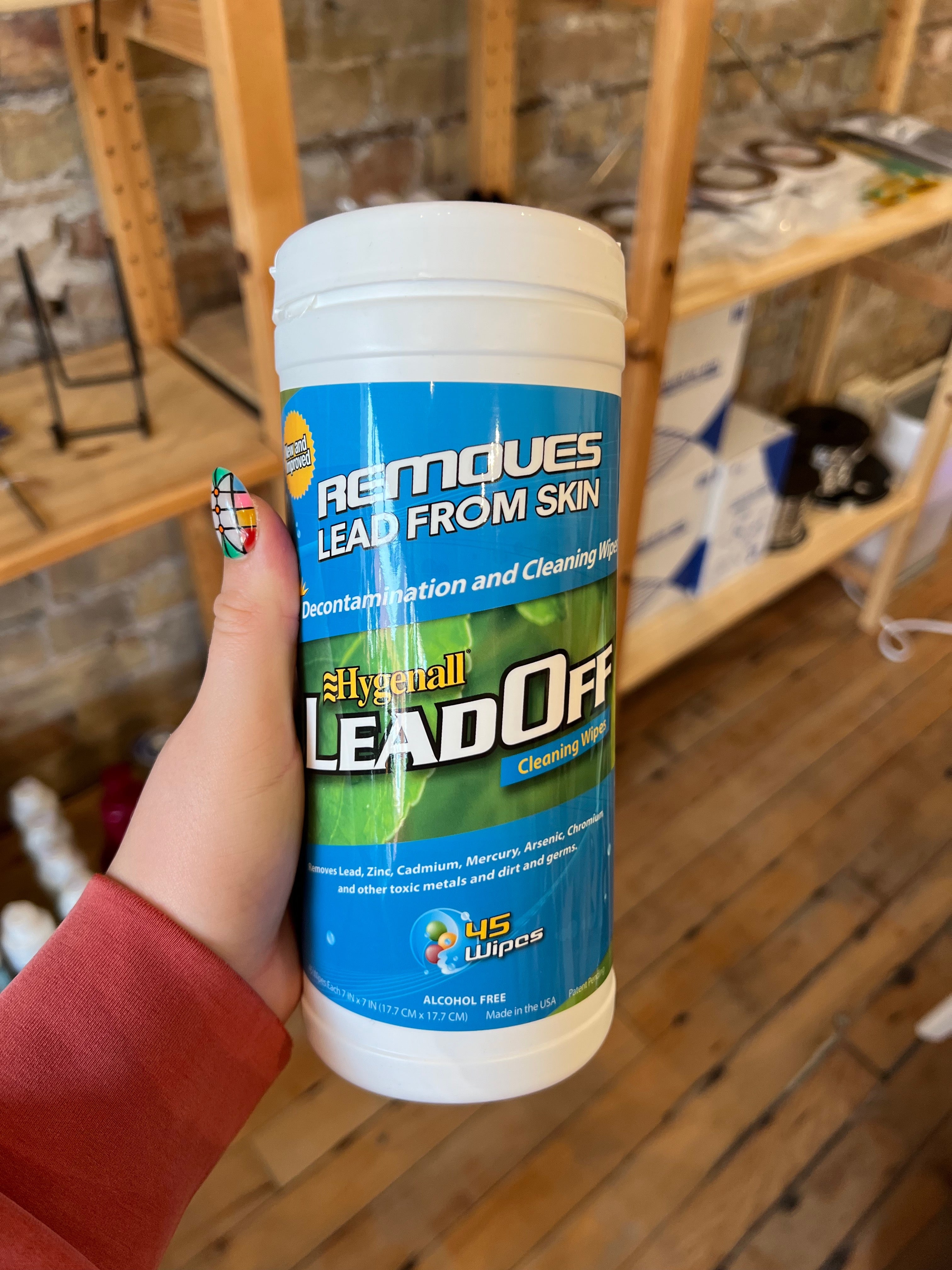 Lead Off Wipes