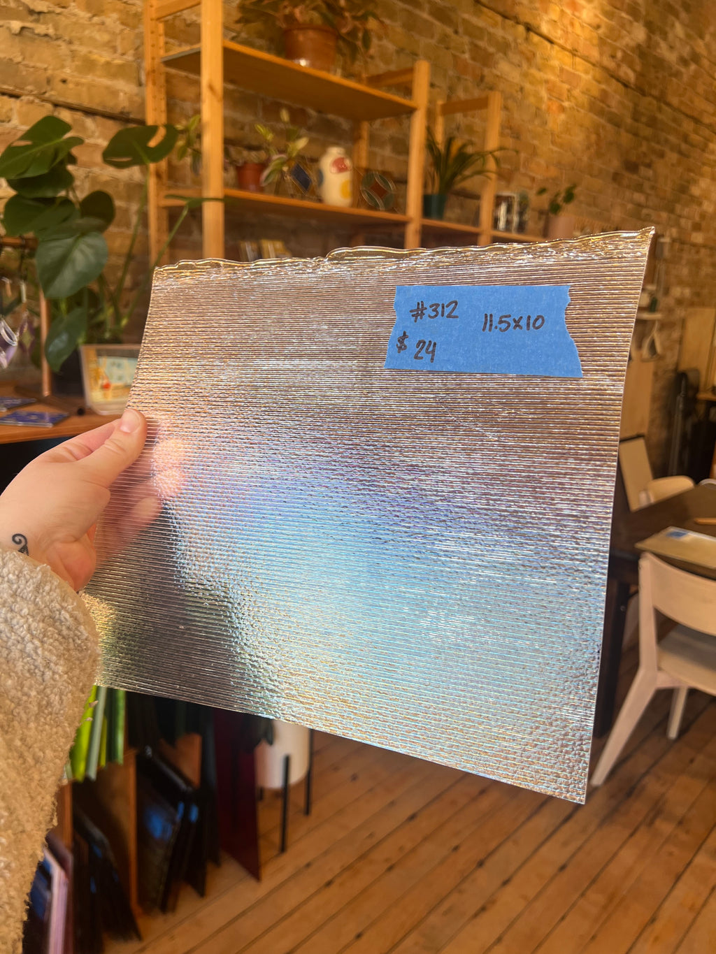 [#312] Bullseye Clear Reed Irid Fusible