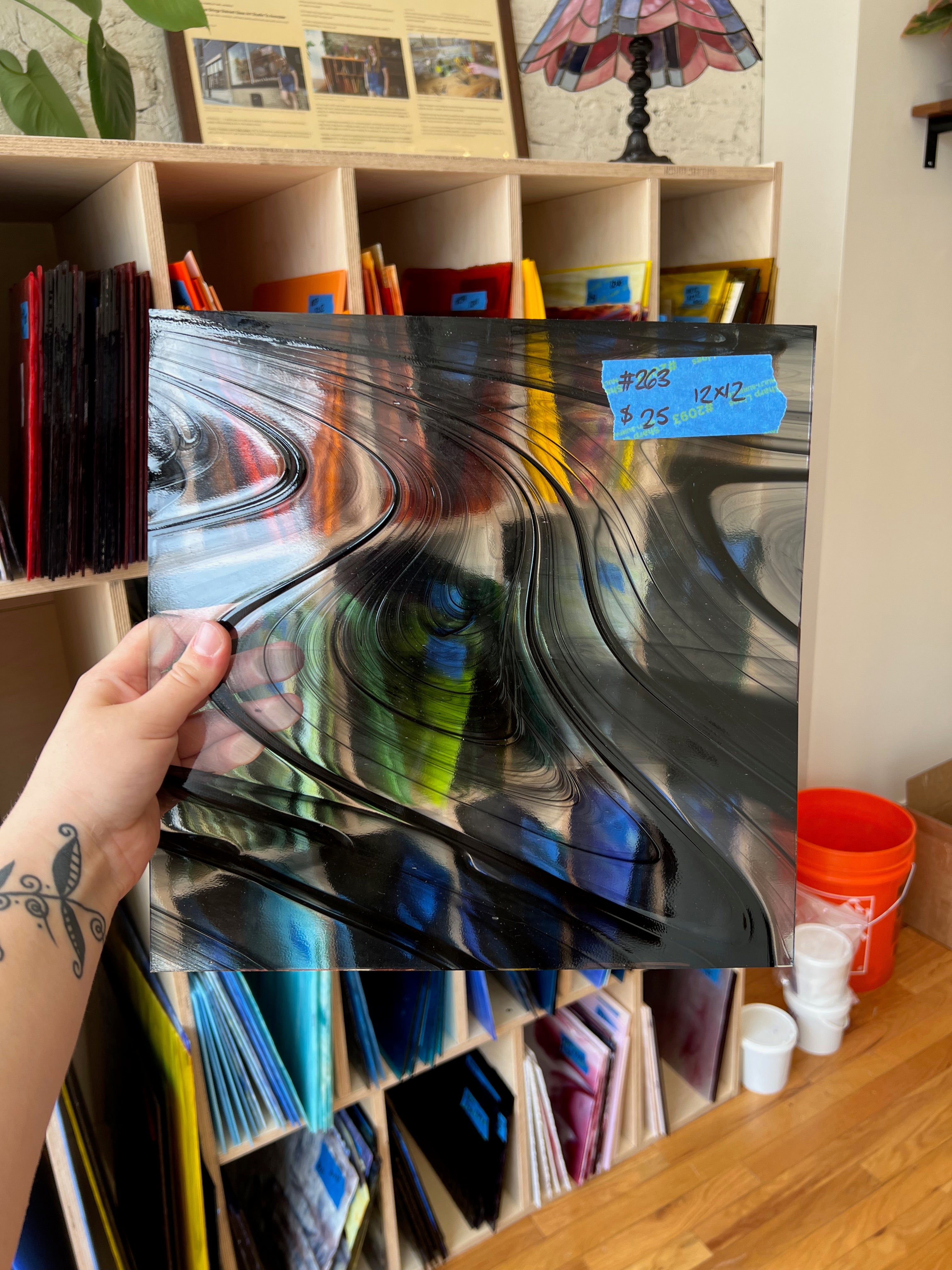 [#263] Oceanside Black/Clear Baroque