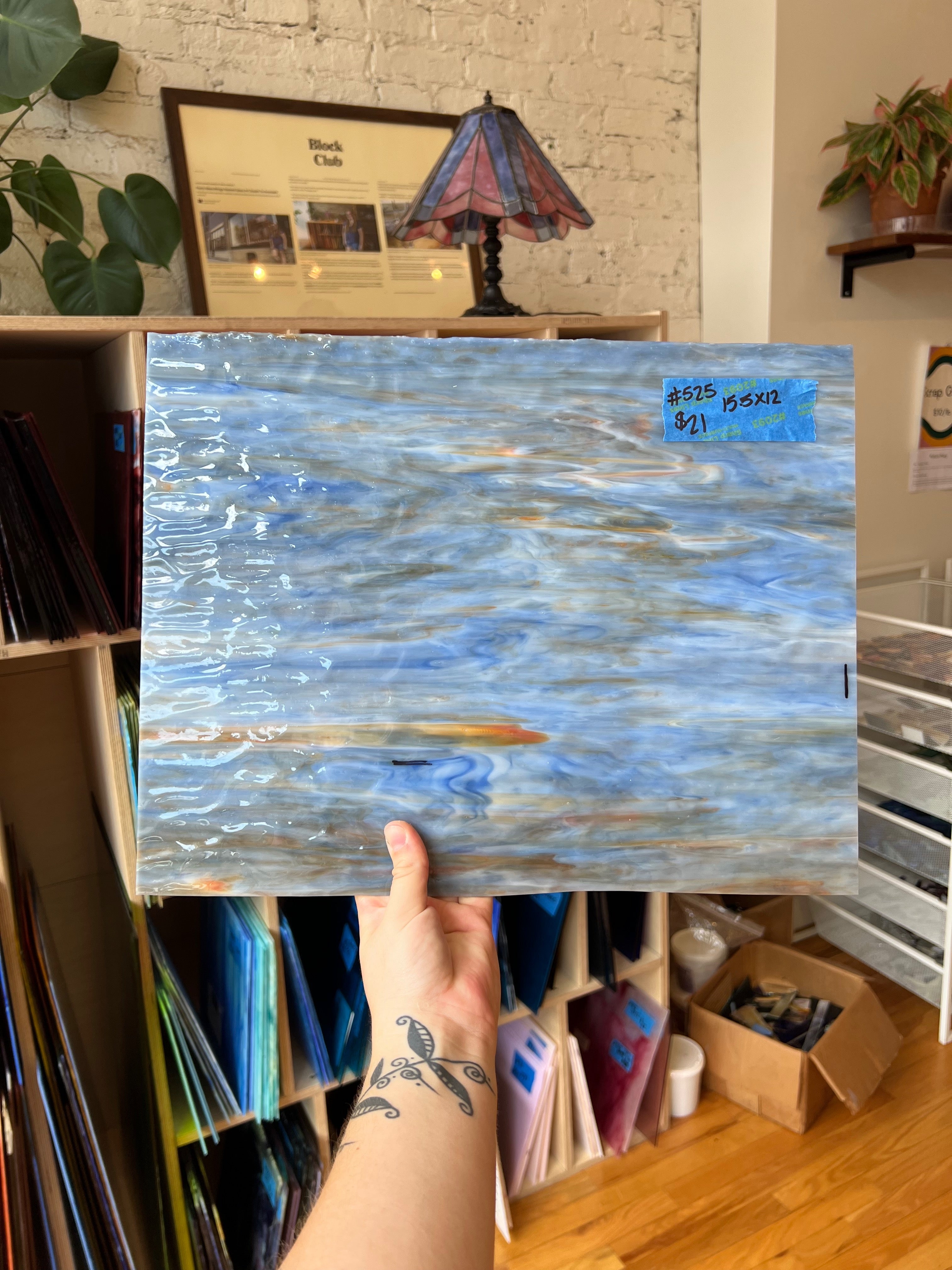 [#525] Blue, White, Orange Opal Flemish