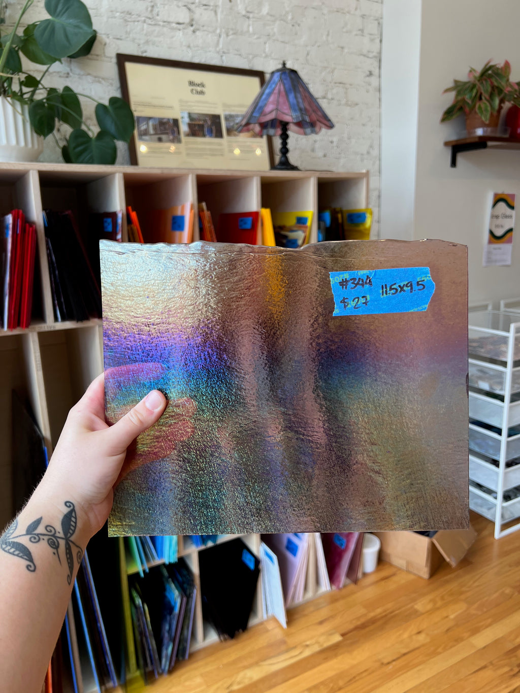 [#344] Bullseye Light Plum Double Rolled Irid Fusible