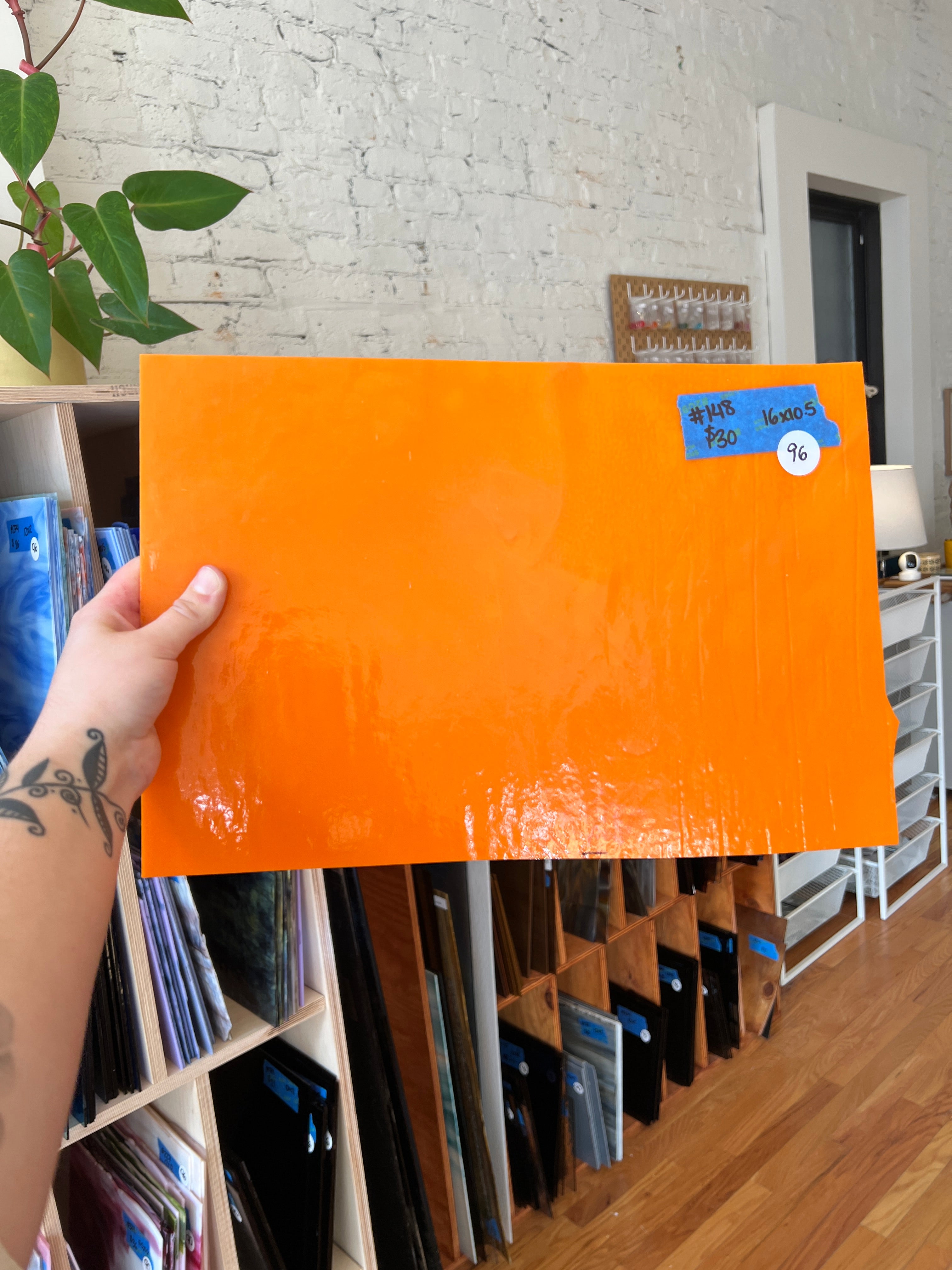 [#148] Wissmach Orange Opal