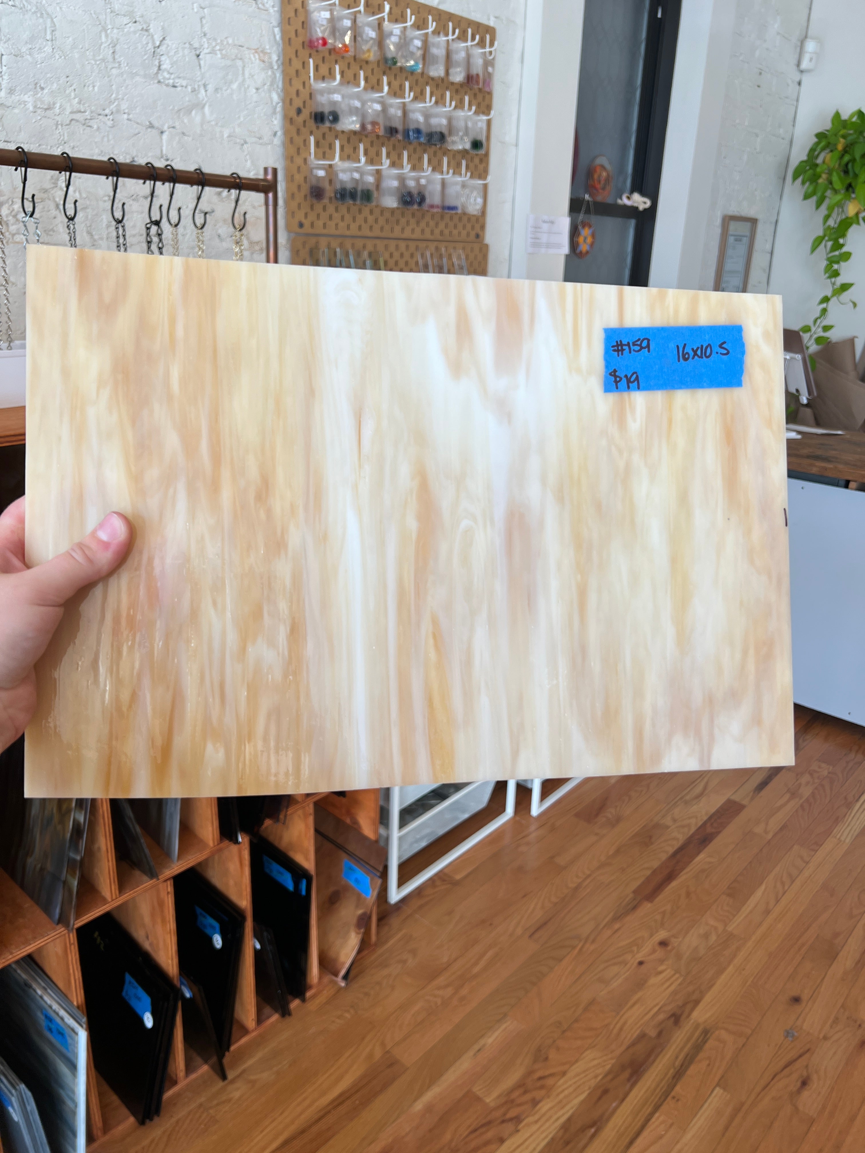 [#159] Wissmach Marzipan (Dark Amber/Opal)