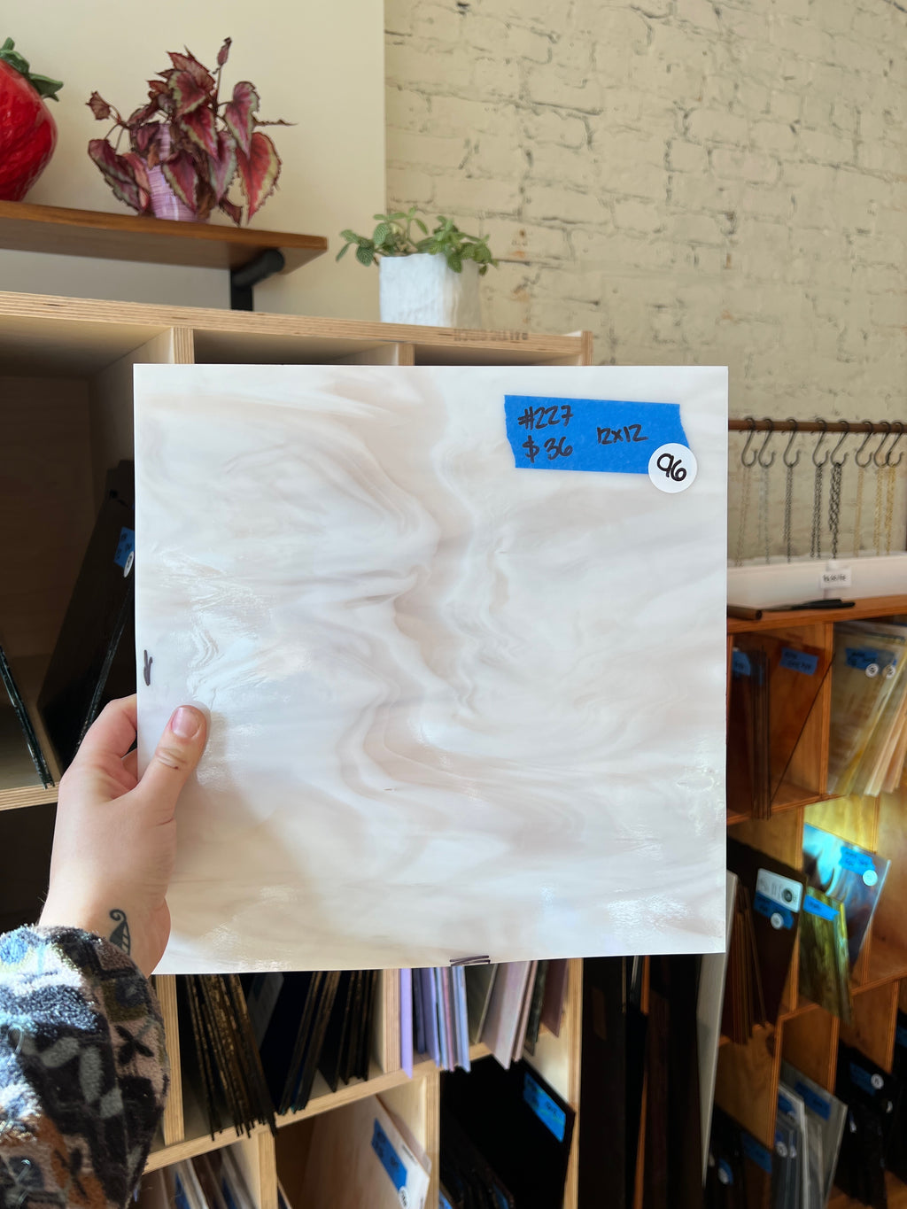 [#227] Oceanside Pink Champagne/White Fusible