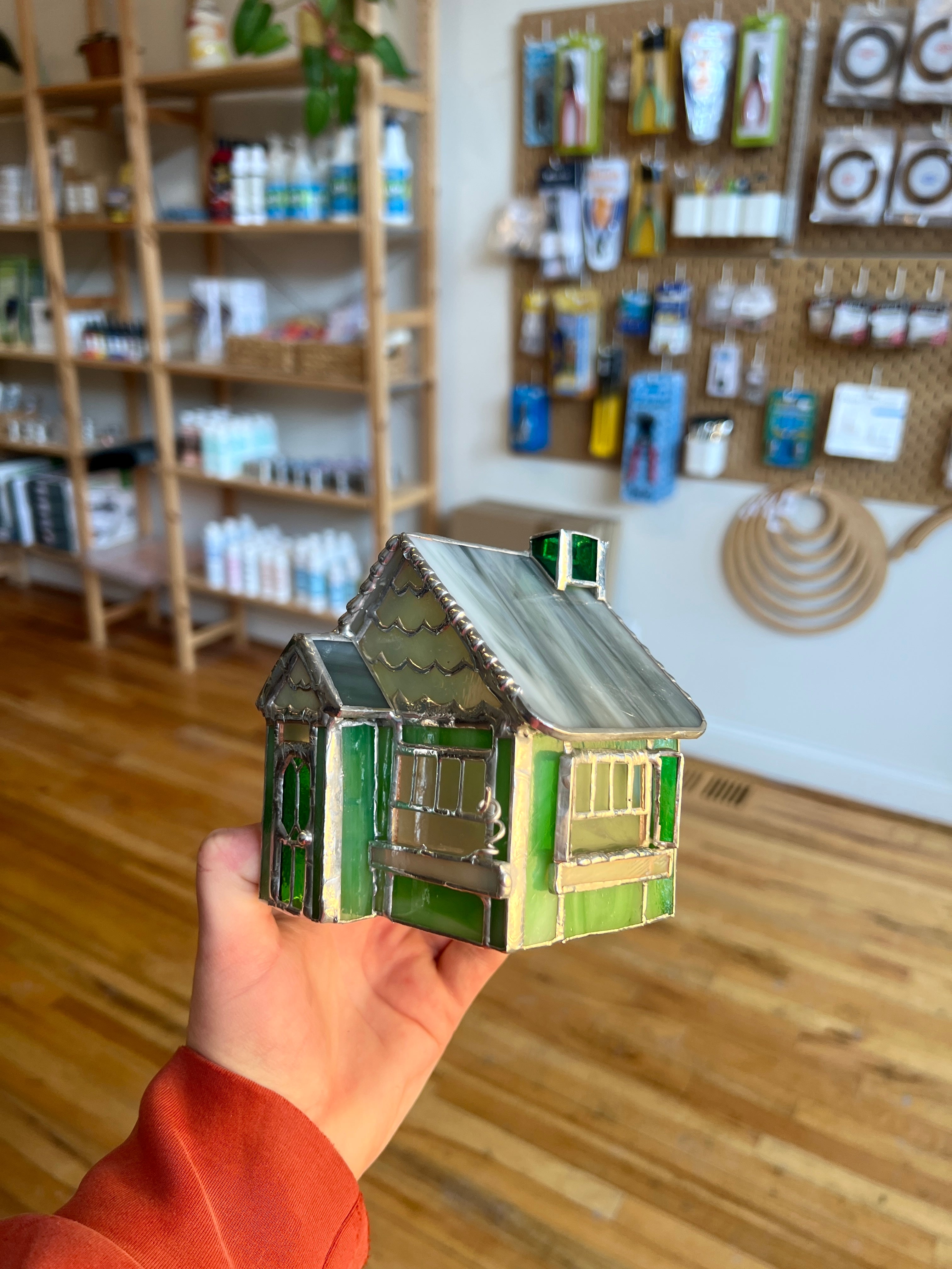 [3-Weeks March] Skills Stained Glass Class- 3-D Cottage House