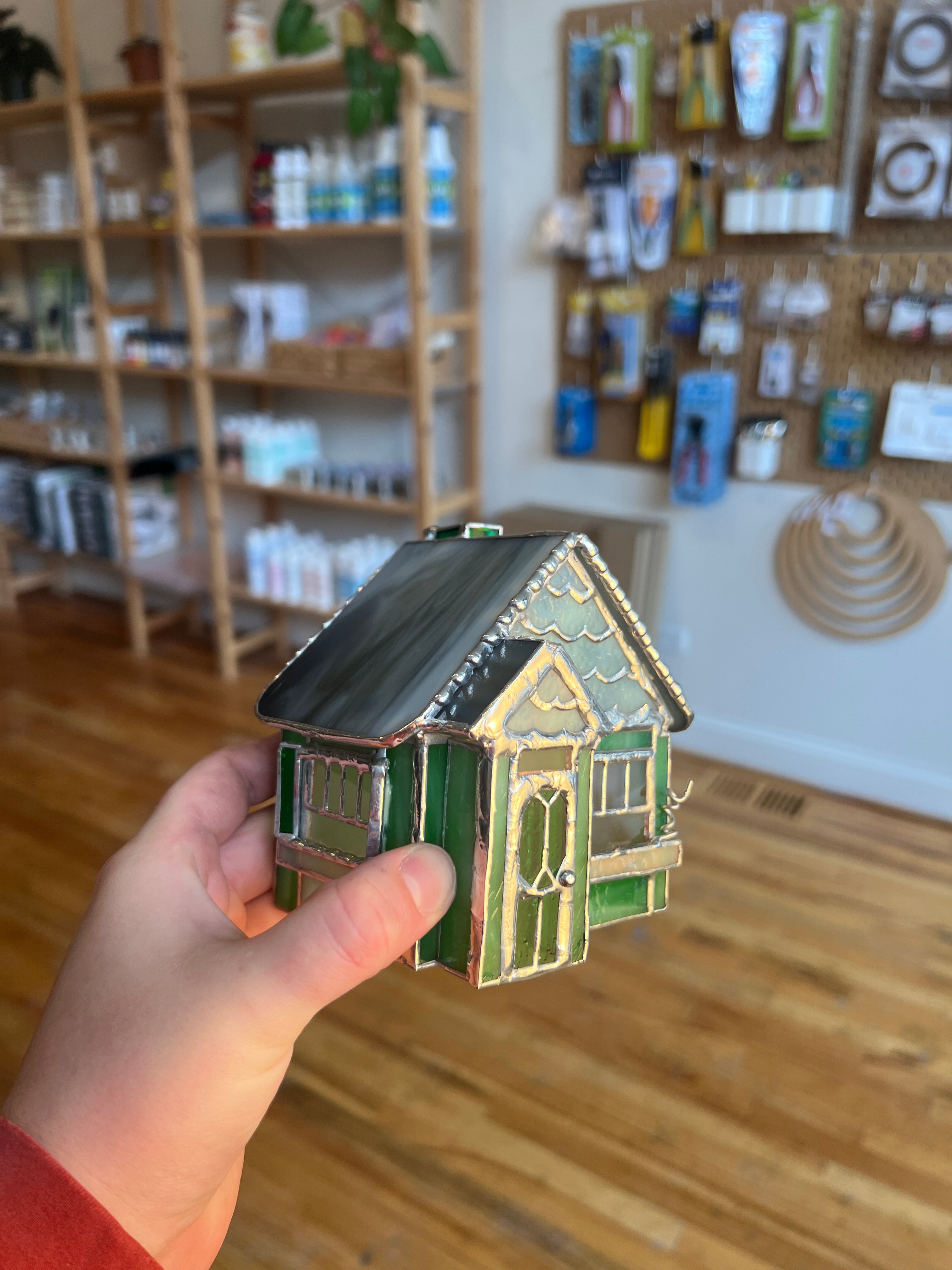 [3-Weeks March] Skills Stained Glass Class- 3-D Cottage House